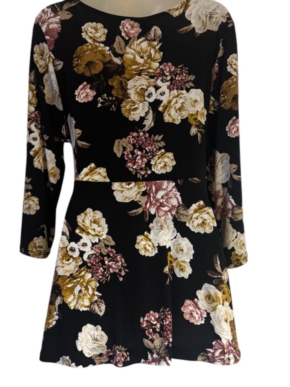 TORRID Black Floral MOCK Wrap Top - Picture 5 of 8